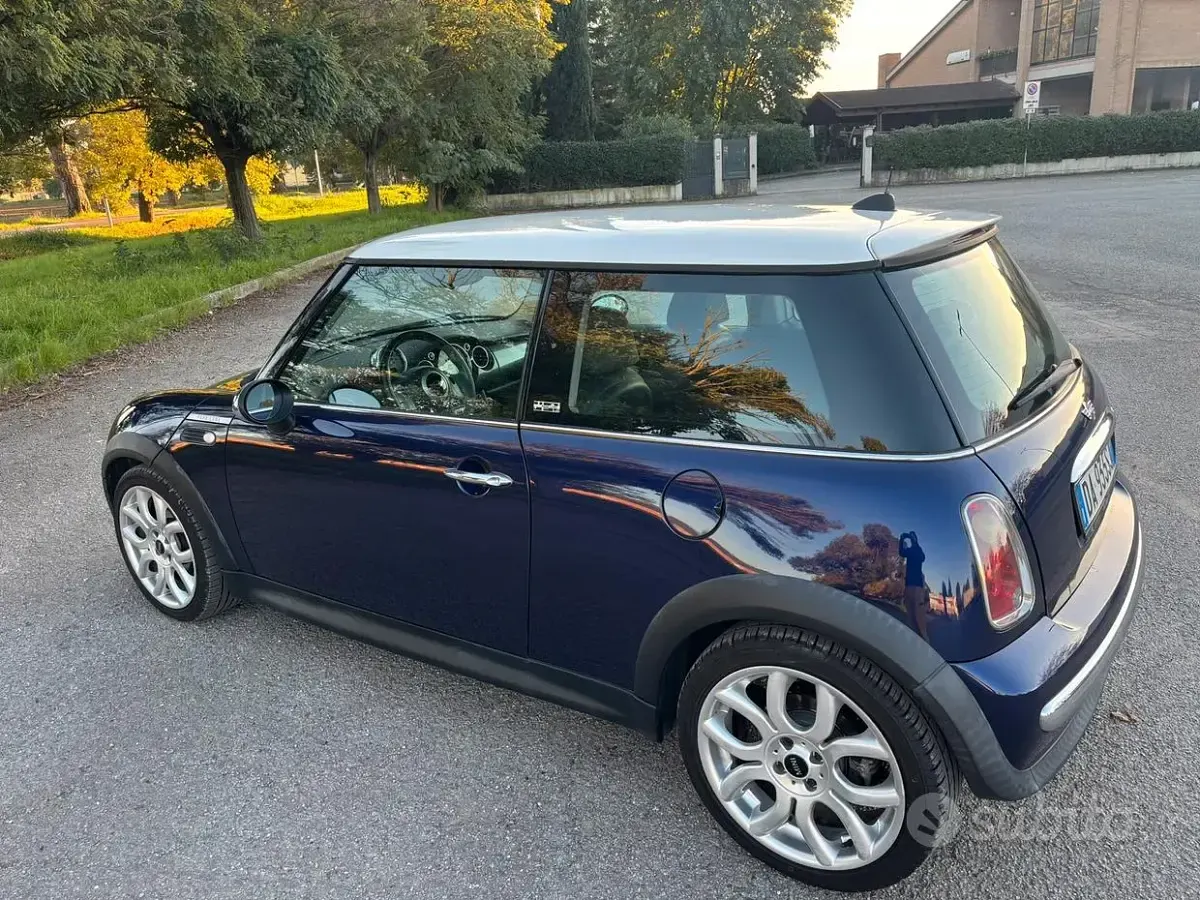Usata Mini One D 88 CV (64 kW) 2006 Blu Utilitaria