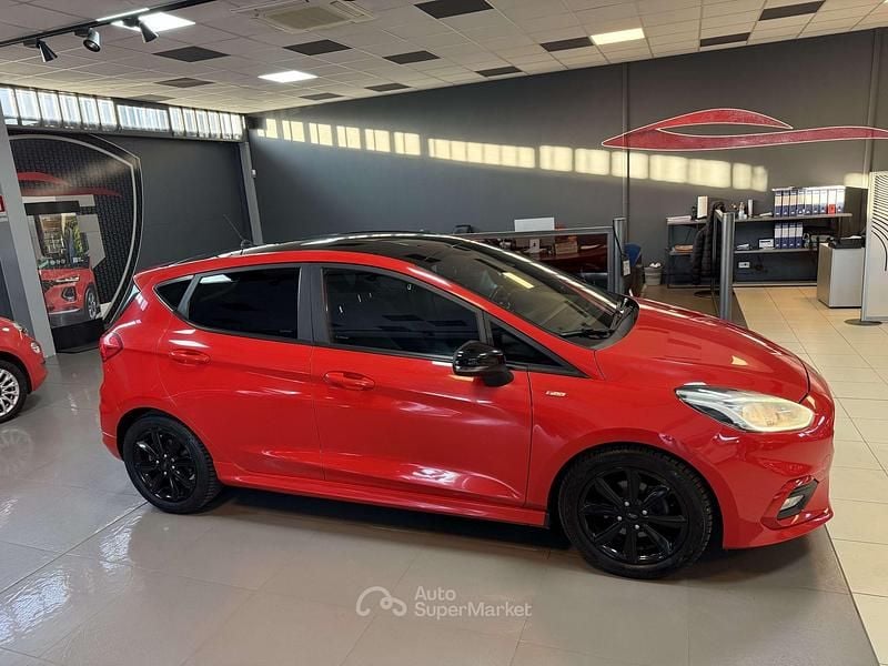 Usata Ford Fiesta ST-Line 86 CV (63 kW) 2017 Rosso Berlina