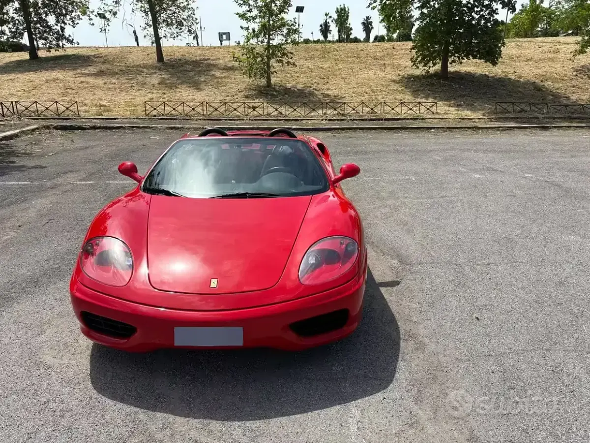 Usata Ferrari 360 400 CV (294 kW) 2021 Rosso