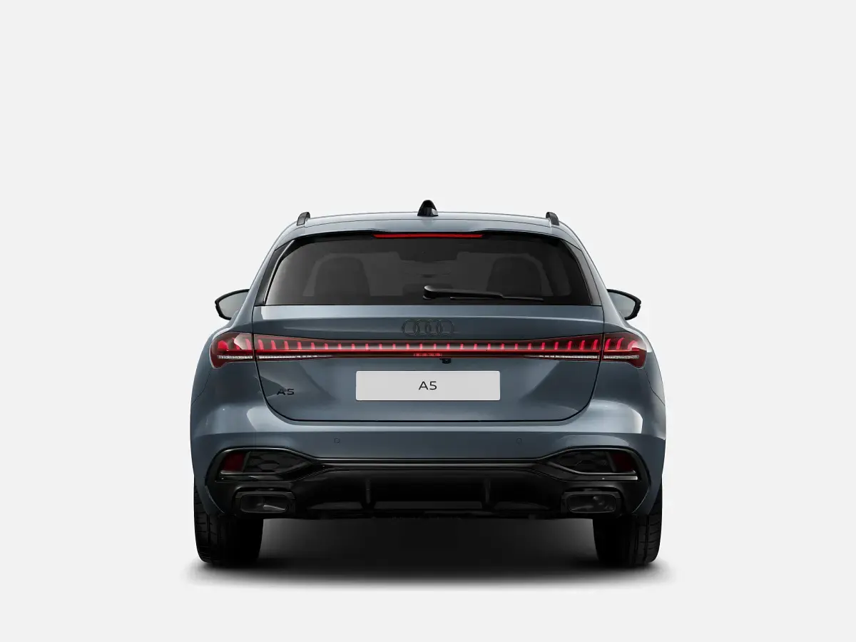 Nuova Audi A5 S-Line 204 CV (150 kW) 2026 Blu horizon metallizzato Station wagon