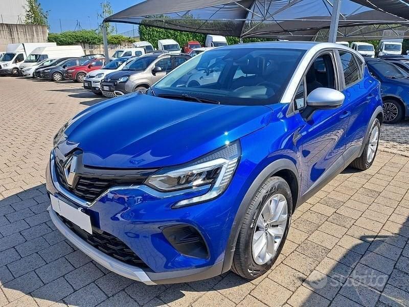Usata Renault Captur Zen 100 CV (73 kW) 2021 Blu SUV