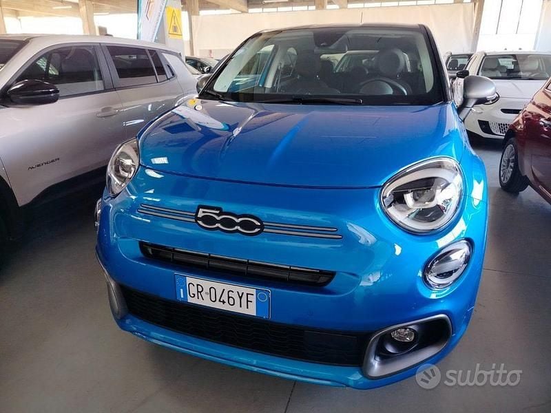 Usata Fiat 130 Sport 2024 Blu SUV