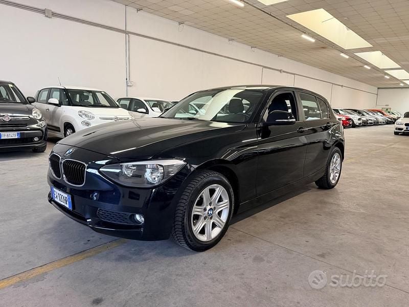 Usata BMW 118 Sport Line 143 CV (105 kW) 2014 Nero Utilitaria