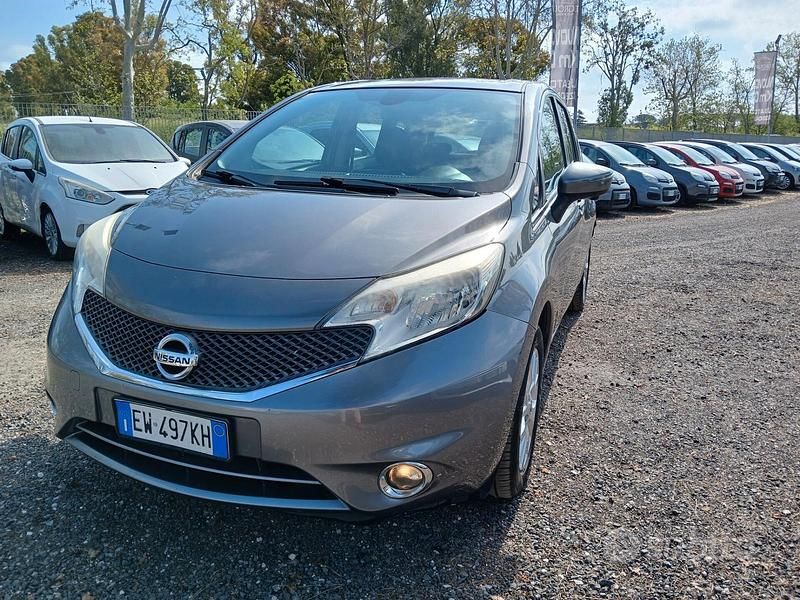Usata Nissan Note Tekna 90 CV (66 kW) 2014 Grigio Monovolume