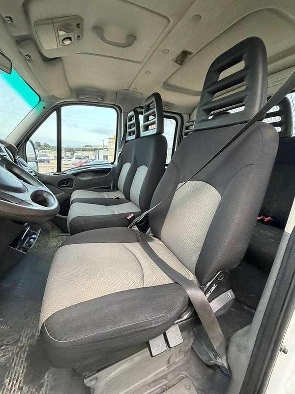 Usata Iveco Daily 140 CV (102 kW) 2011 Bianco Furgone