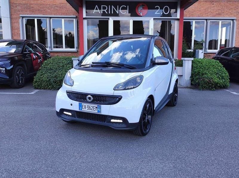 Crystal white Usata 2014 Smart ForTwo Coupé Due volumi | 7500 € (Super prezzo) - Immagine 1/4