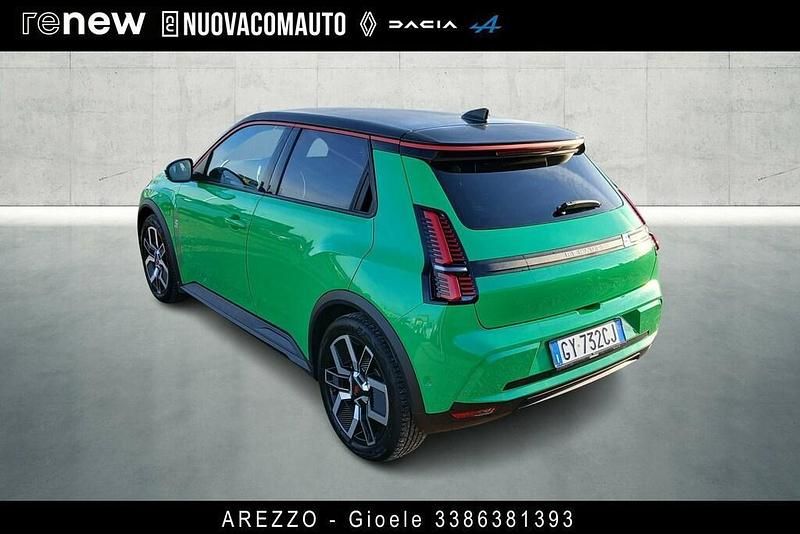 Usata Renault R5 Komfort 110 kW (150 CV) 2025 Nero Utilitaria