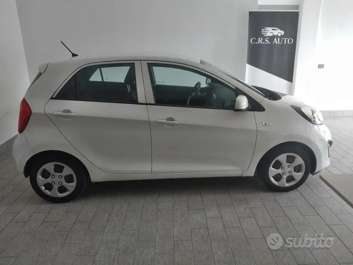 Usata Kia Picanto 69 CV (50 kW) 2013 Bianco Utilitaria