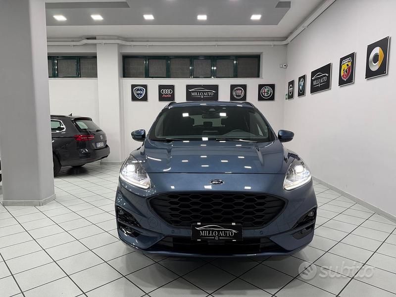 Usata Ford Kuga ST-Line X 120 CV (88 kW) 2021 Blu SUV