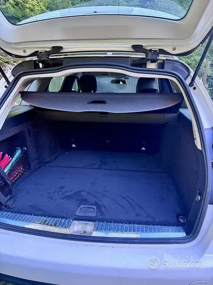 Usata Mercedes C220 170 CV (125 kW) 2015 Bianco Station wagon