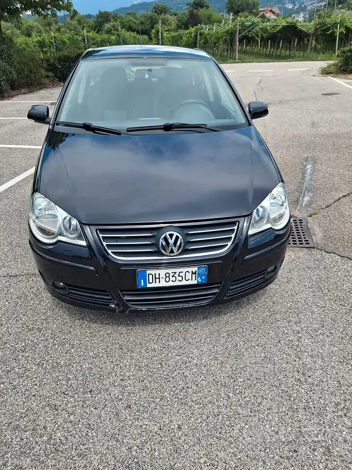 Usata VW Polo Comfortline 80 CV (58 kW) 2007 Nero Utilitaria