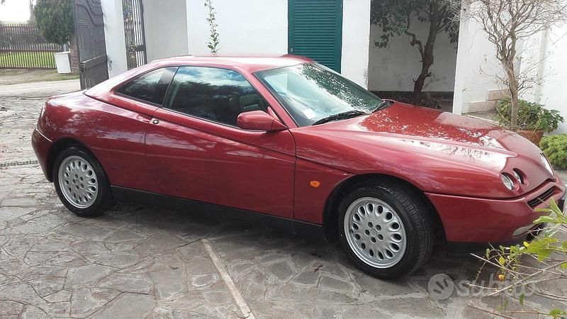 Usata Alfa Romeo GTV 1996 Rosso Coupé