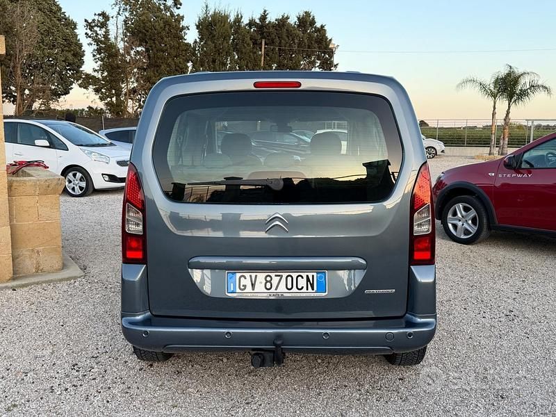 Usata Citroën Berlingo XTR 92 CV (67 kW) 2013 Grigio Monovolume