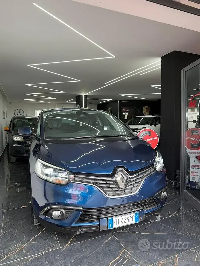 Usata Renault Scénic IV Bose Edition 110 CV (80 kW) 2017 Blu Monovolume