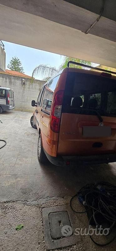 Usata Fiat Doblò 75 CV (55 kW) 2006 Monovolume