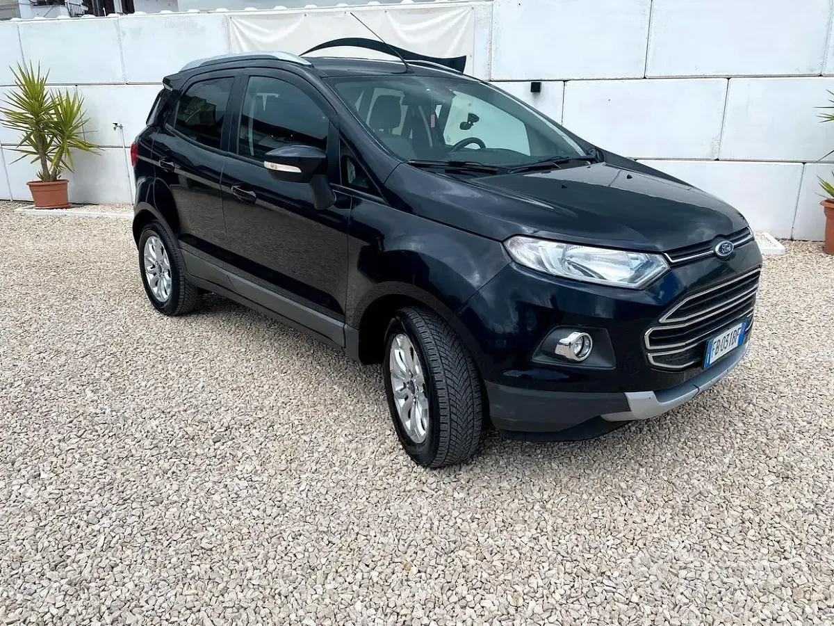Usata Ford Ecosport Titanium 95 CV (69 kW) 2015 Nero SUV