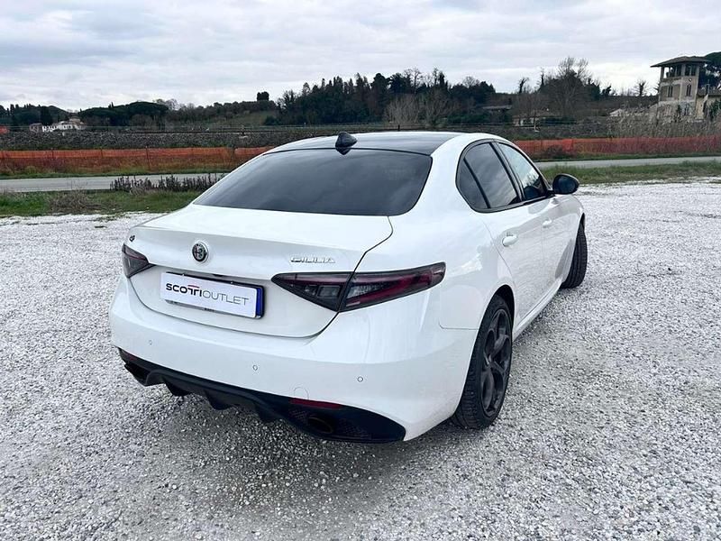 Usata Alfa Romeo Giulia 211 CV (155 kW) 2024 Other Berlina