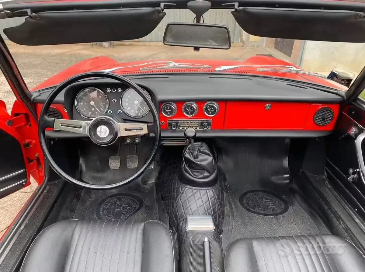 Usata Alfa Romeo Spider 1970 Rosso Cabrio
