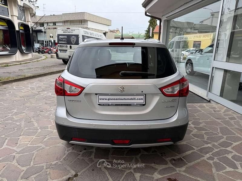 Usata Suzuki SX4 120 CV (88 kW) 2015 Argento SUV