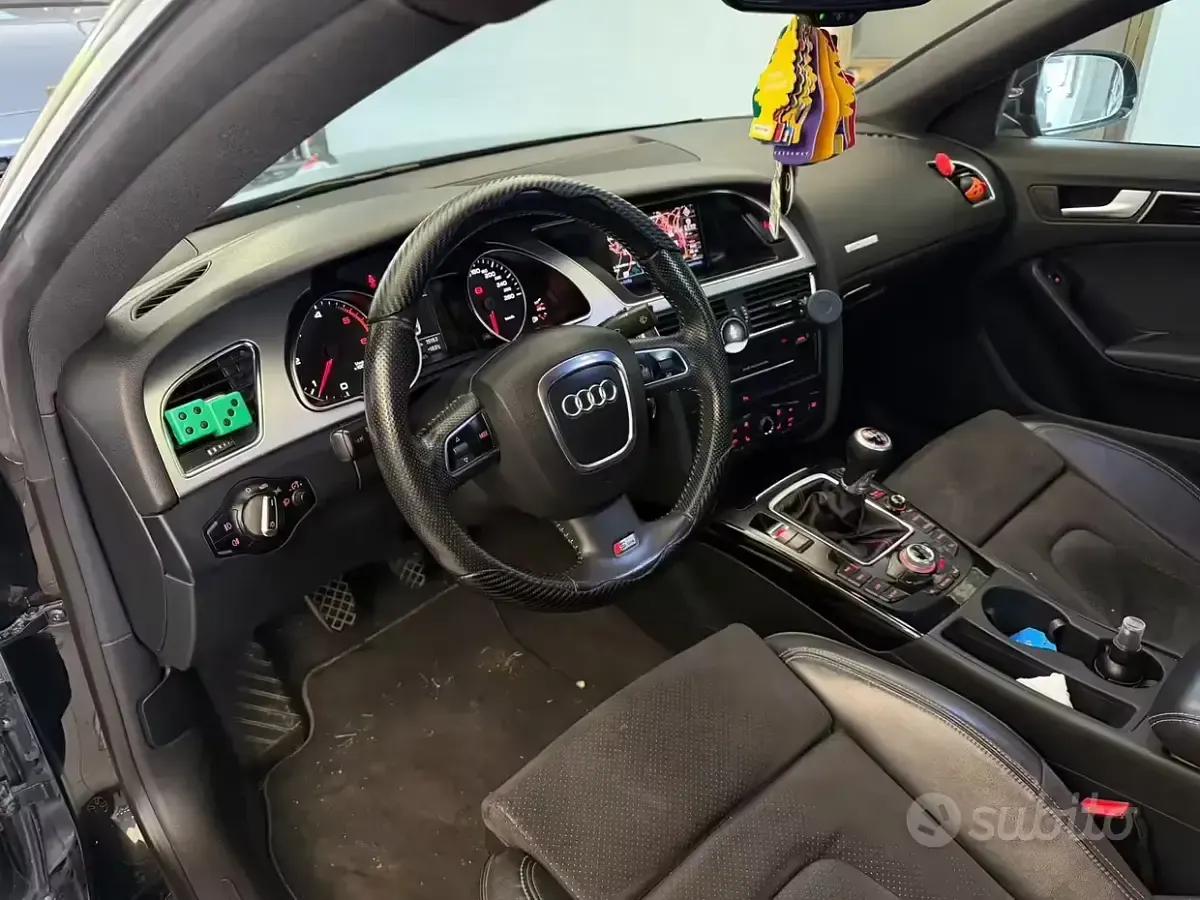 Begagnad Audi A5 Advanced 170 HK (125 kW) 2012 Svart Sportkupé