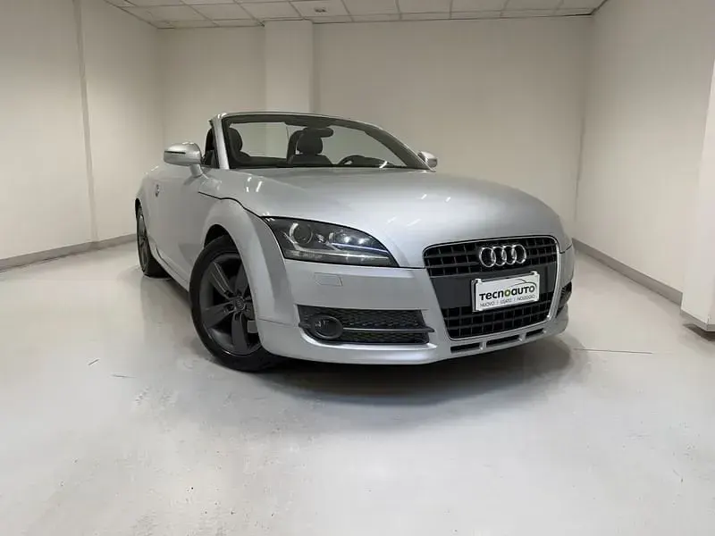Usata Audi TT Roadster Advanced 200 CV (147 kW) 2008 Argento Cabrio