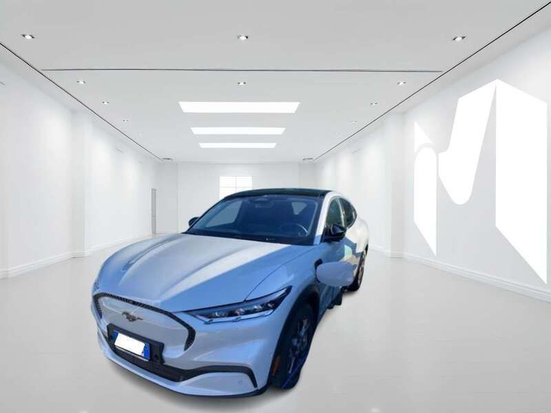 Usata Ford Mustang Mach-E Extended Range 200 kW (272 CV) 2023 Argento SUV
