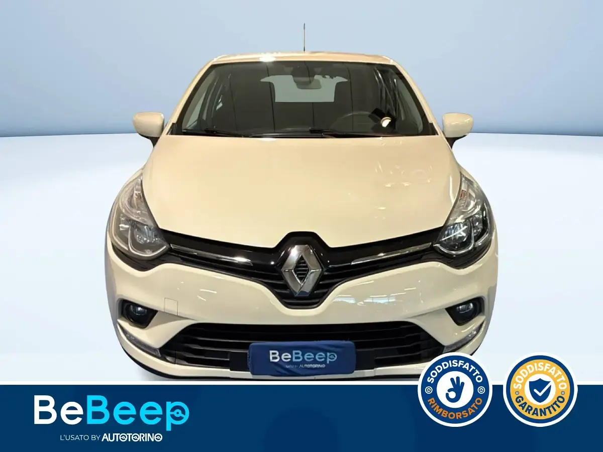Usata Renault Clio IV Zen 75 CV (55 kW) 2017 Bianco pastello Berlina