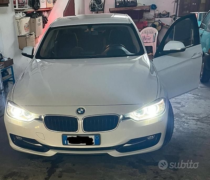 Usata BMW 316 116 CV (85 kW) 2012 Bianco Monovolume