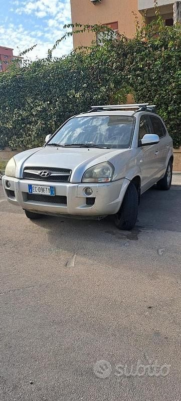 Usata Hyundai Tucson 141 CV (103 kW) 2010 Grigio SUV