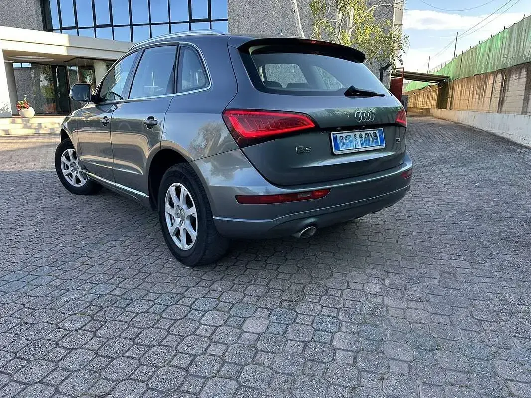 Usata Audi Q5 Comfort 177 CV (130 kW) 2013 Grigio SUV