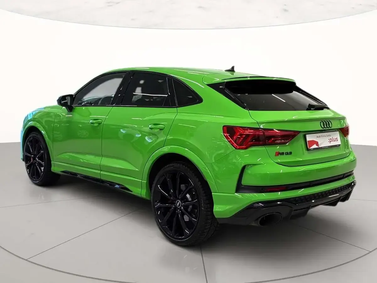 Usata Audi RS Q3 Sportback Ambiente 400 CV (294 kW) 2023 Verde kyalami SUV