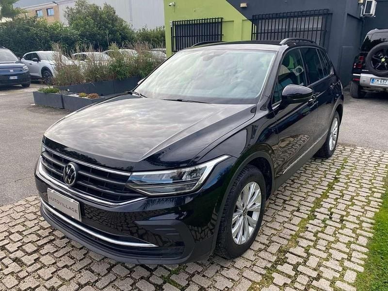 Nero Usata 2021 VW Tiguan Life SUV | 23.500 € (Super prezzo) - Immagine 1/4