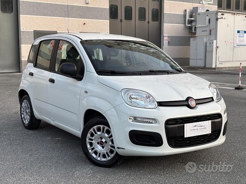 Bianco Usata 2019 Fiat Panda Tre volumi | 7900 € (Ottimo prezzo) - Immagine 1/4