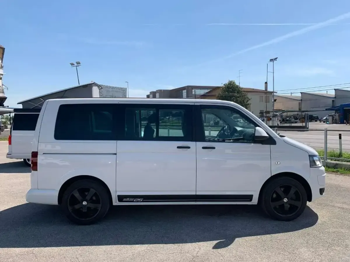 Usata VW T5 Edition 179 CV (131 kW) 2014 Bianco Furgone