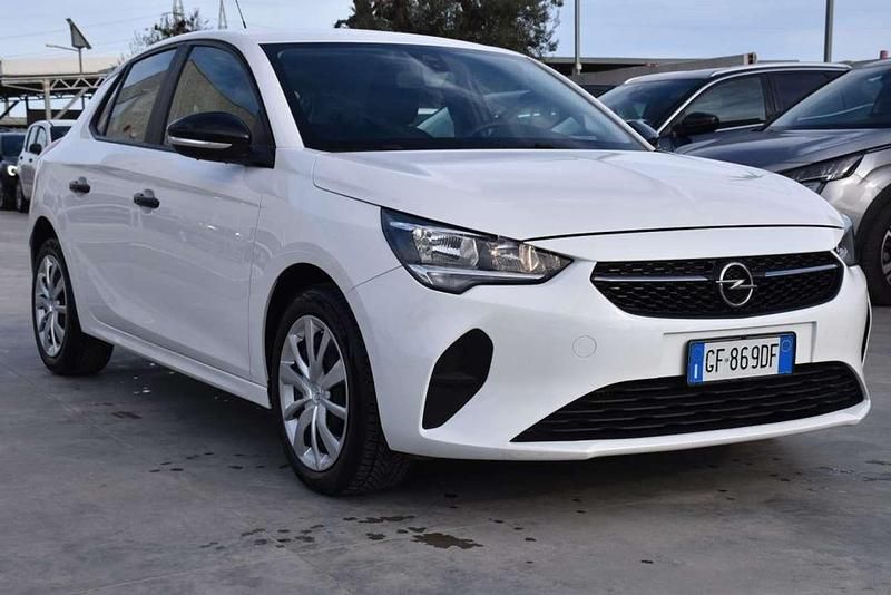 Używany Opel Corsa 102 KM (75 kW) 2021 Biały Hatchback