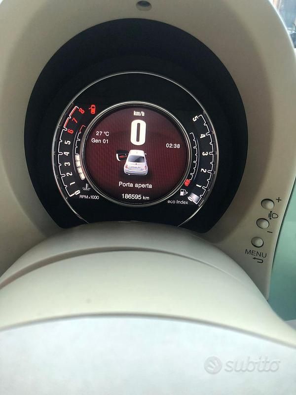 Usata Fiat 500 69 CV (50 kW) 2015 Verde Utilitaria