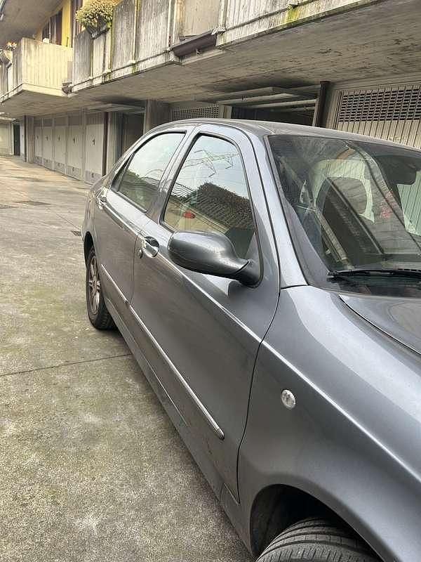 Usata Lancia Lybra 131 CV (96 kW) 2000 Berlina
