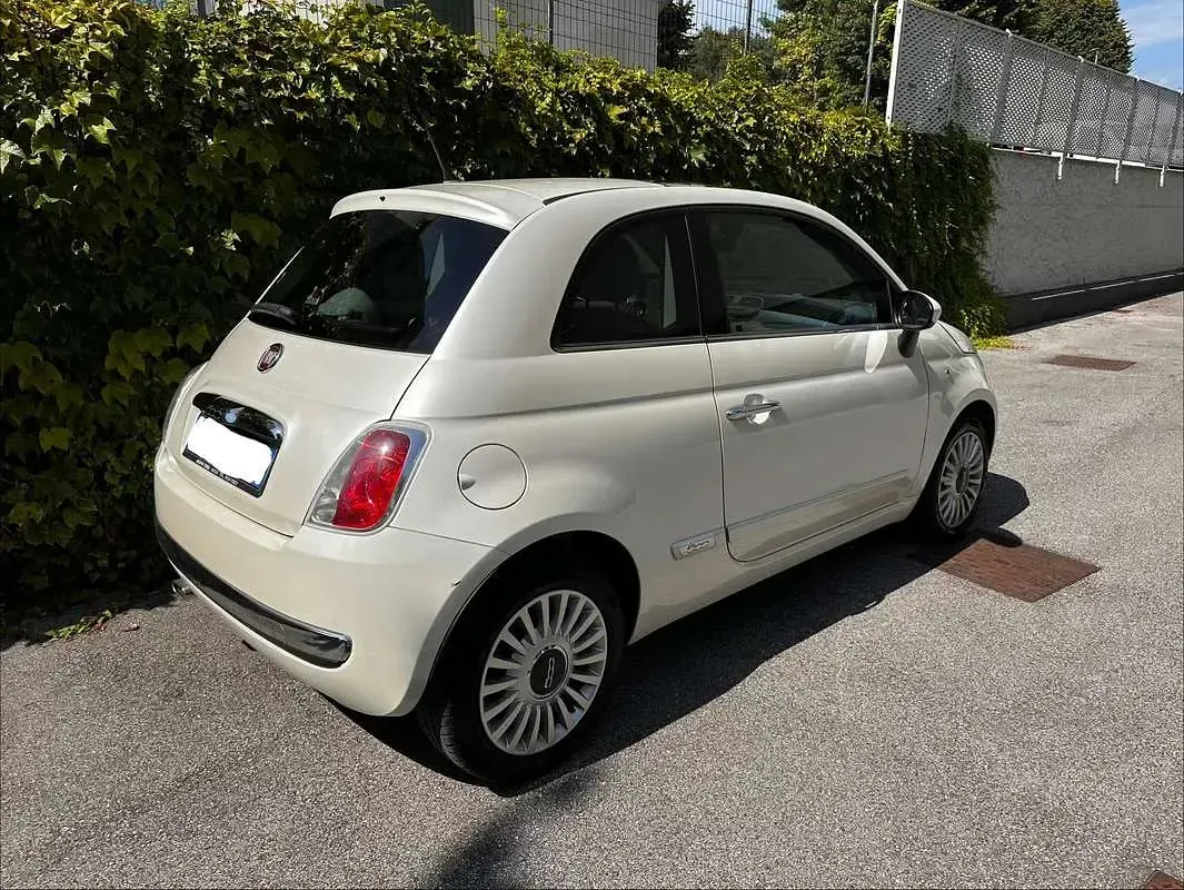 Usata Fiat 500 Lounge 101 CV (74 kW) 2008 Bianco Utilitaria