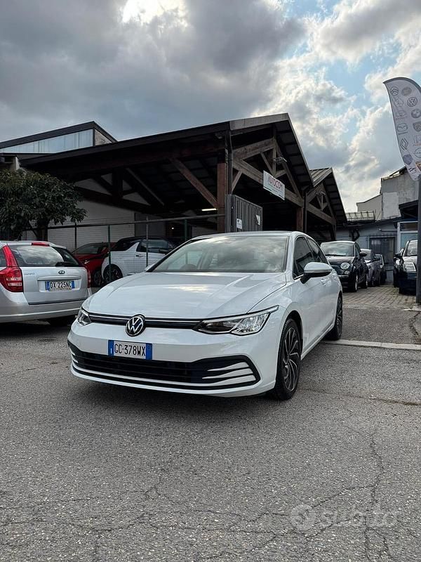 Bianco Usata 2020 VW Golf VII Sport Tre volumi | 16.800 € (Super prezzo) - Immagine 1/4