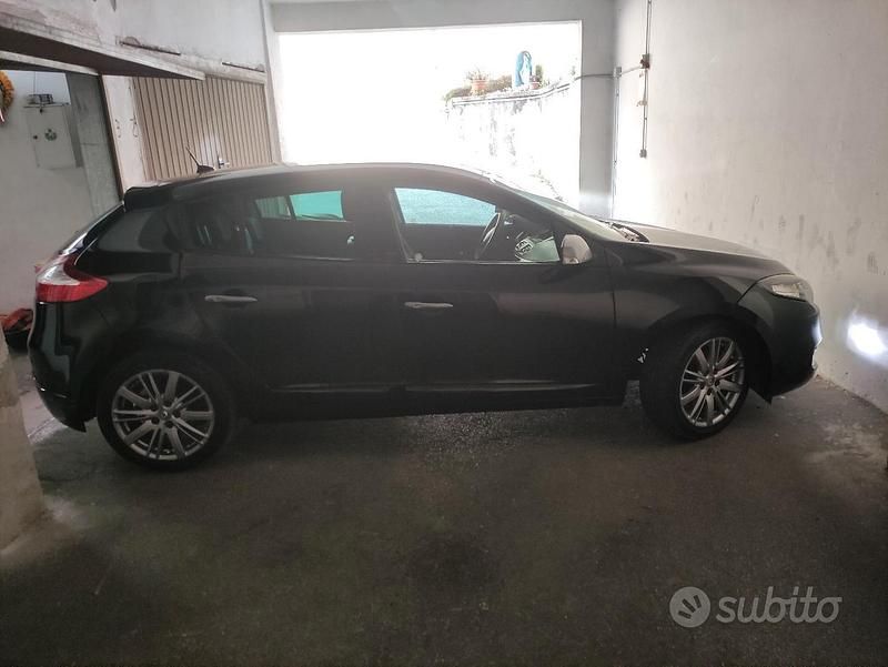 Usata Renault Mégane 110 CV (80 kW) 2012 Nero Berlina