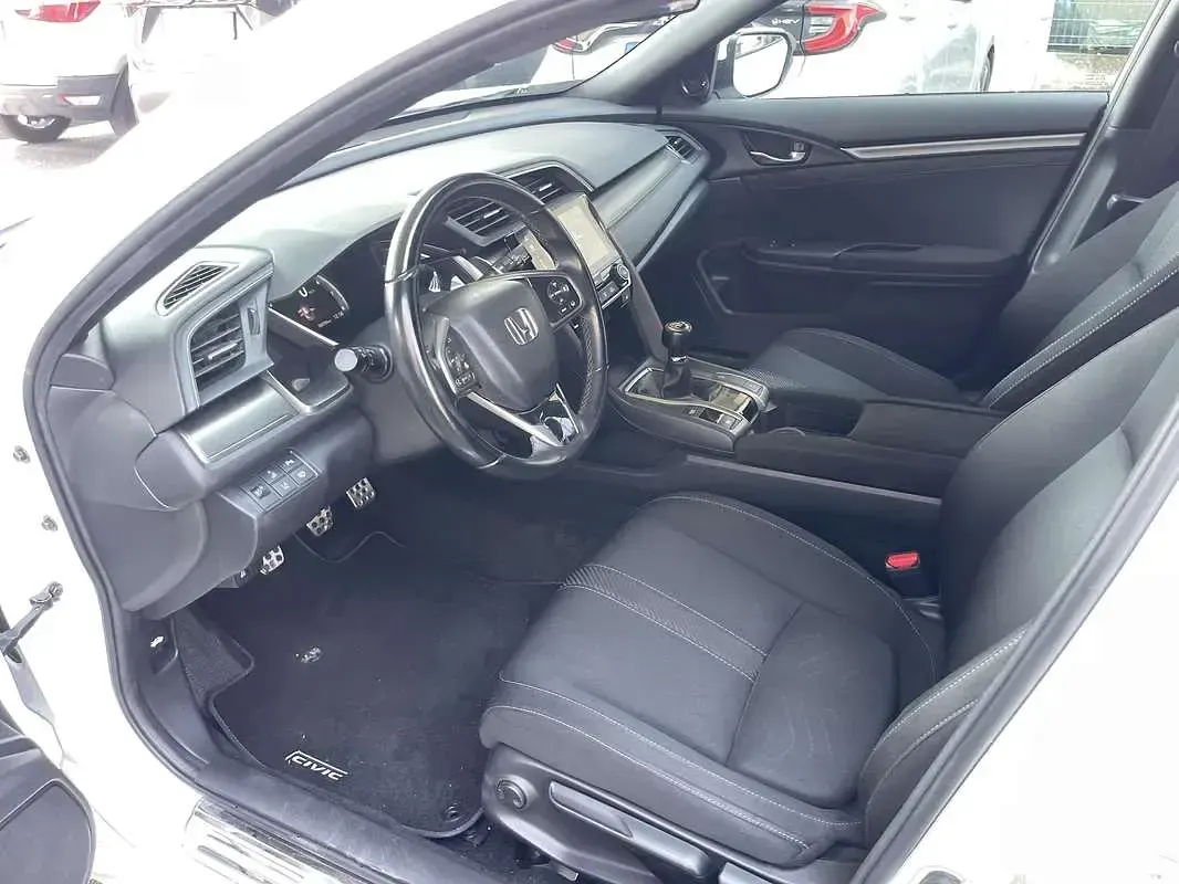 Usata Honda Civic Elegance 129 CV (94 kW) 2017 Berlina