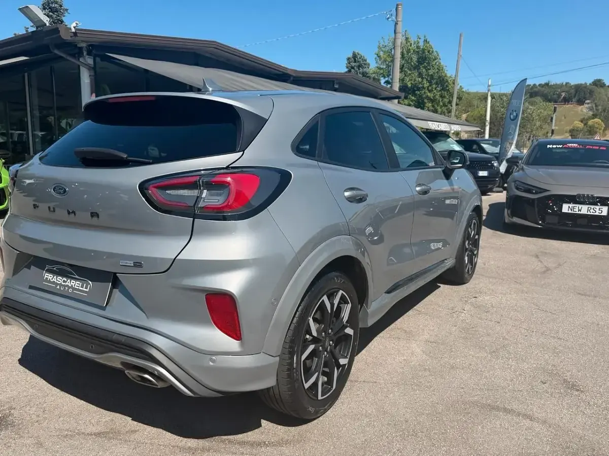 Usata Ford Puma ST-Line 125 CV (91 kW) 2020 Grigio SUV