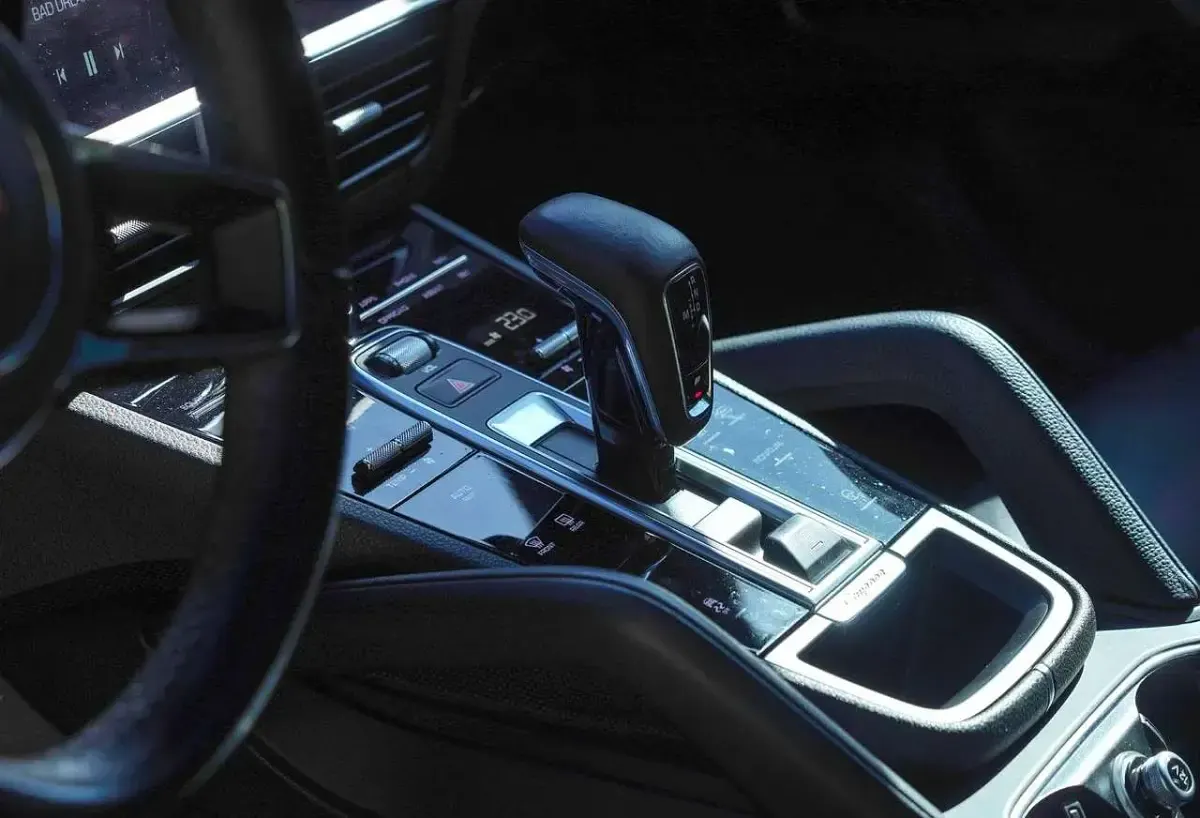 Usata Porsche Cayenne Chrono 340 CV (250 kW) 2020 Nero SUV