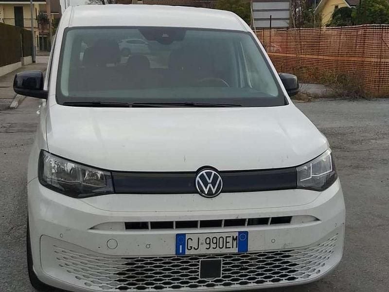 Bianco Usata 2022 VW Caddy Monovolume | 23.000 € (Ottimo prezzo) - Immagine 1/4