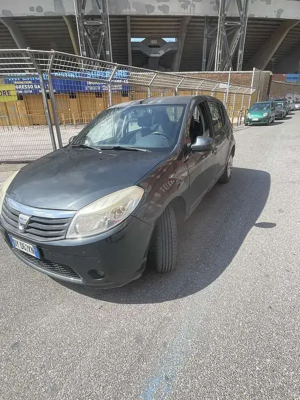 Brugt Dacia Sandero Ambiance 75 HK (55 kW) 2009 Sedan