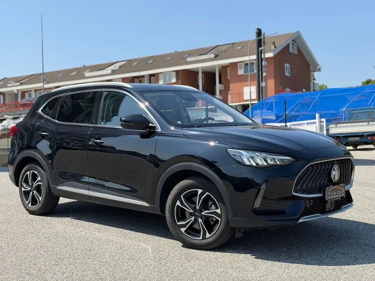Usata MG HS Comfort 162 CV (119 kW) 2024 Nero SUV