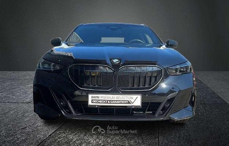 Usata BMW 520 M Sport 197 CV (144 kW) 2025 Grigio Station wagon