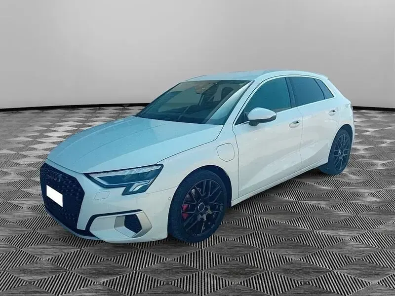 Usata Audi A3 Sportback e-tron Advanced 204 CV (150 kW) 2022 Utilitaria