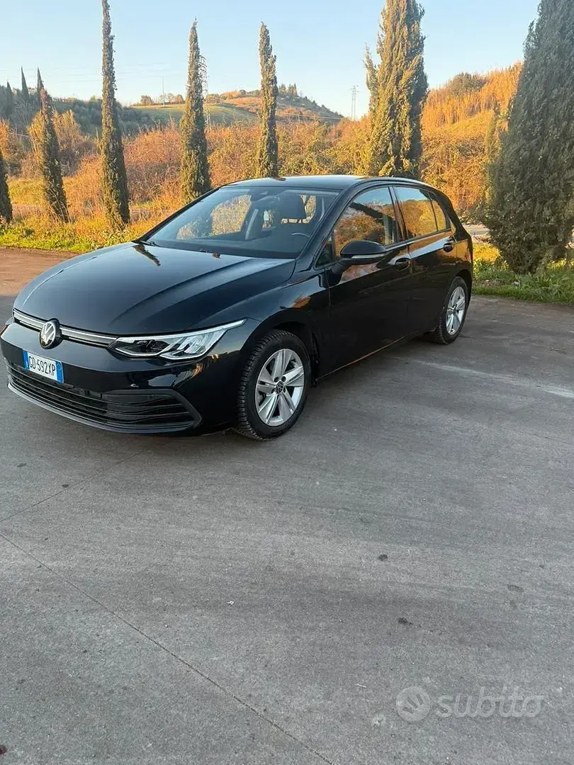 Usata VW Golf VIII 150 CV (110 kW) 2021 Nero Berlina