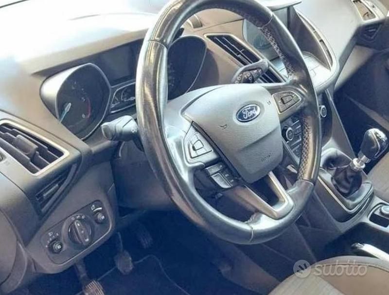 Usata Ford C-MAX Titanium 120 CV (88 kW) 2018 Grigio Monovolume